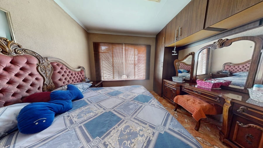 4 Bedroom Property for Sale in Promosa North West
